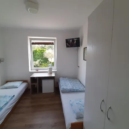 Gościnne Weronika * Ostrowo (Puck)